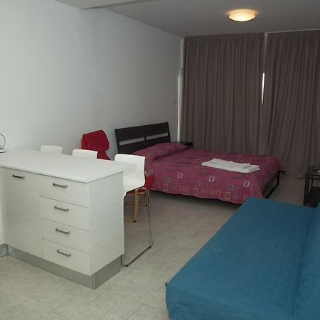 Anemos Apartments Limassol Exterior photo
