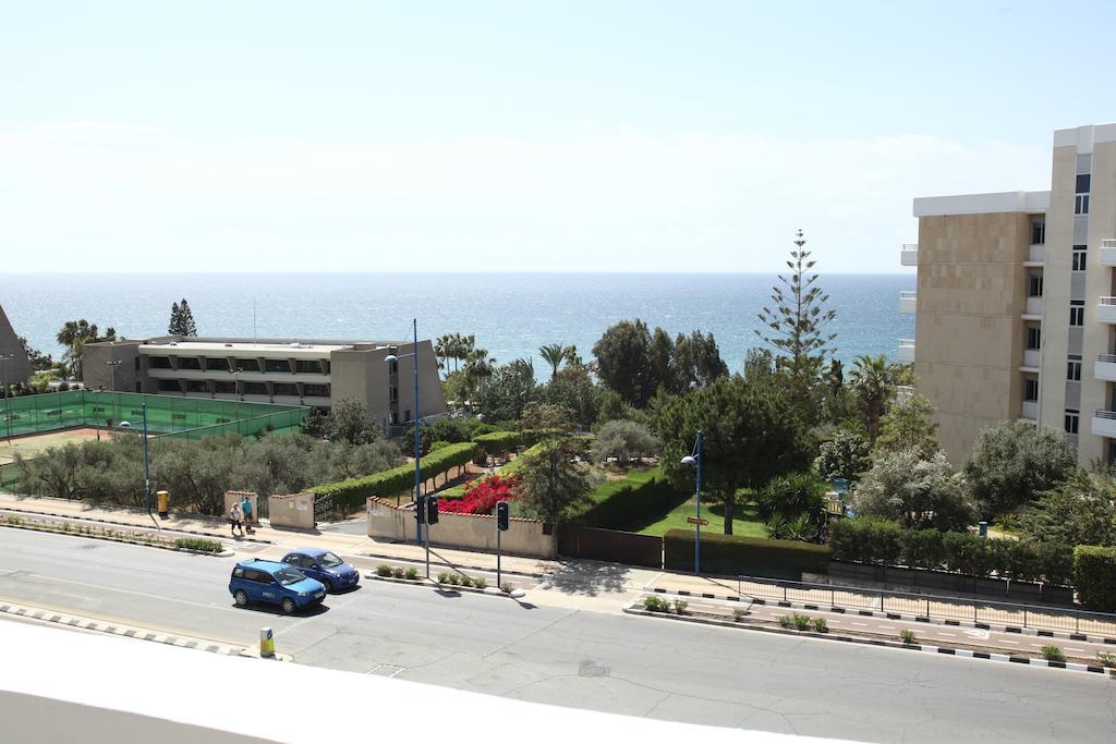 Anemos Apartments Limassol Exterior photo